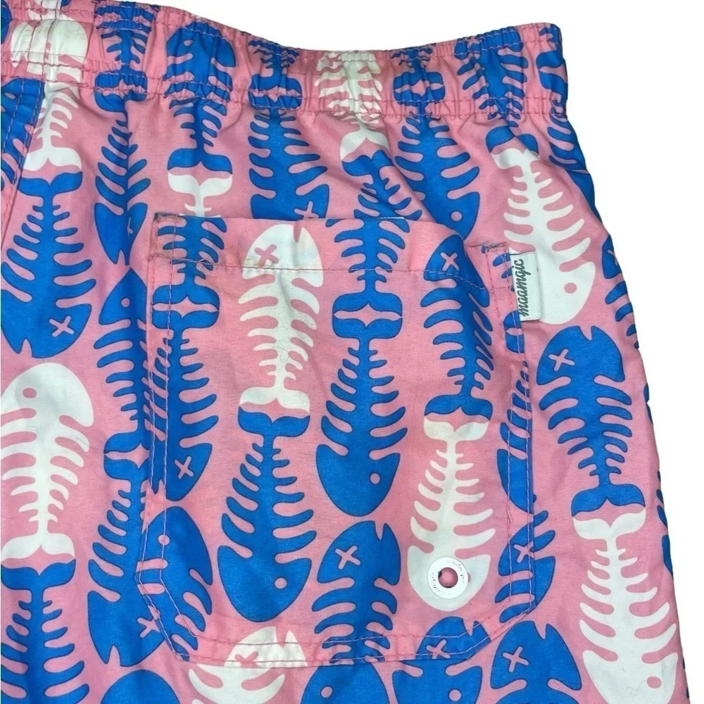 Maamgic Men’s Lined Swim Shorts Size Medium